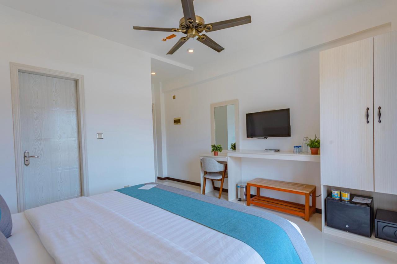 Hotel Dhiguveli Breeze Dhigurah  Esterno foto