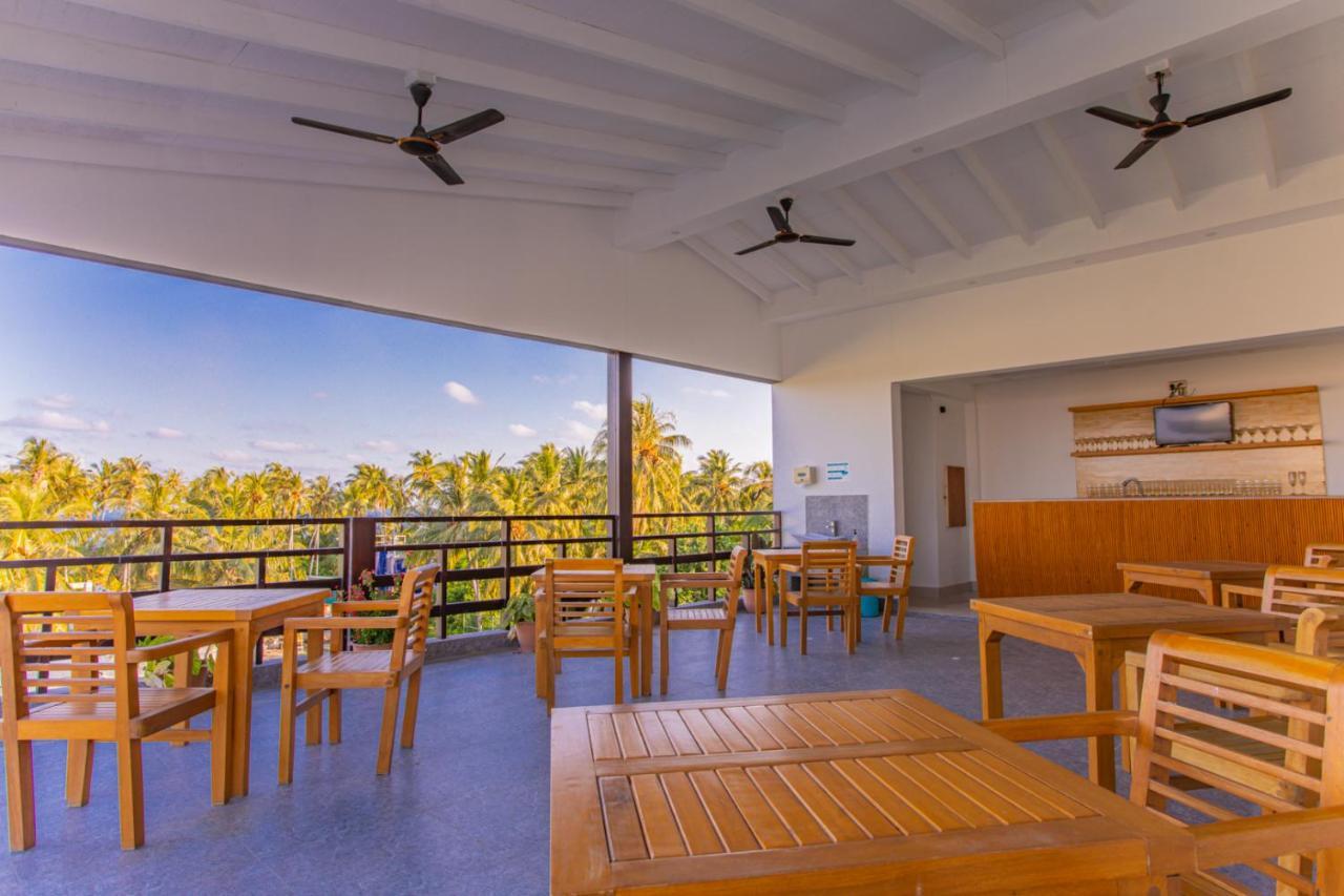 Hotel Dhiguveli Breeze Dhigurah  Esterno foto