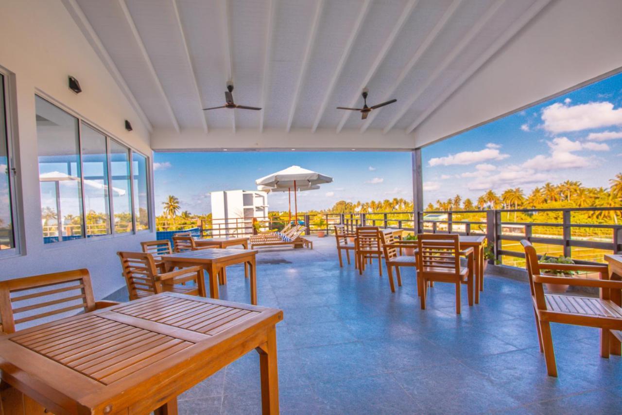 Hotel Dhiguveli Breeze Dhigurah  Esterno foto
